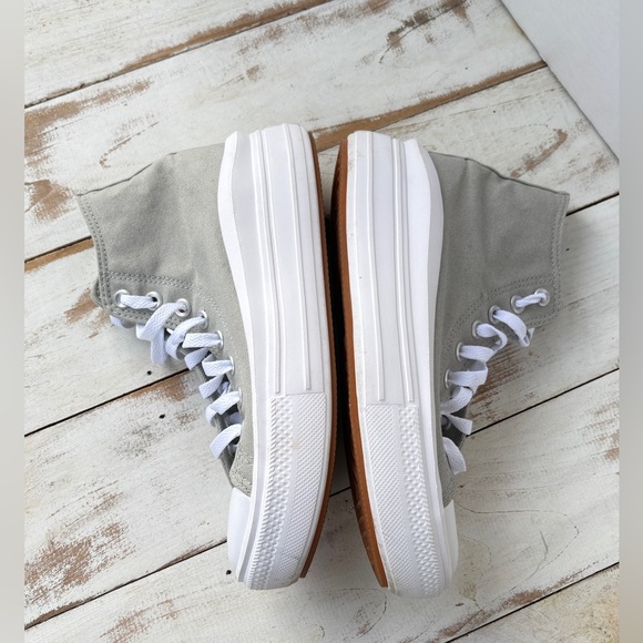 CONVERSE Women's Chuck Taylor All Star Move Hi Platform Sneakers sage 7.5 NWOT - Picture 7 of 16